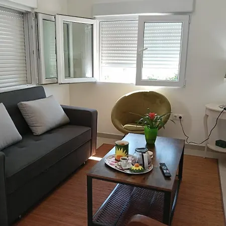 וילה Mediterranean House In The Mountain