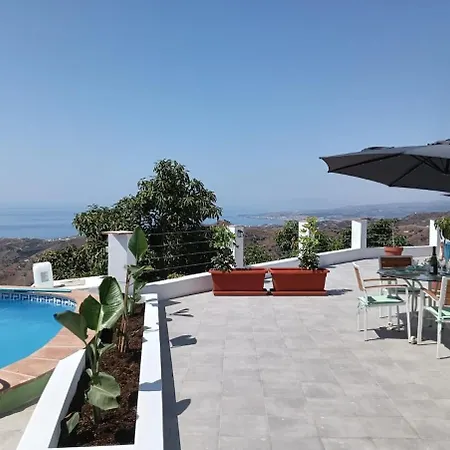 וילה Mediterranean House In The Mountain טורוקס