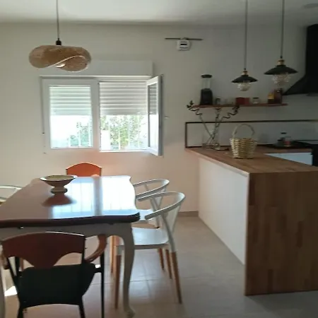 וילה Mediterranean House In The Mountain
