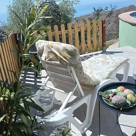 וילה Mediterranean House In The Mountain